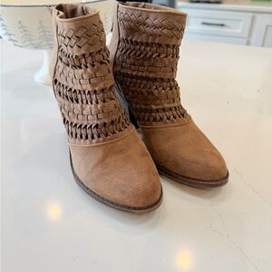 Fergie Brown Woven Ankle Boots size 8 good condition.